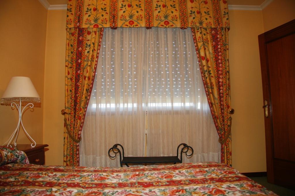 Hotel San Rosendo Оренсе Номер фото